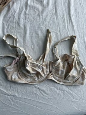 Bikini top never worn size large